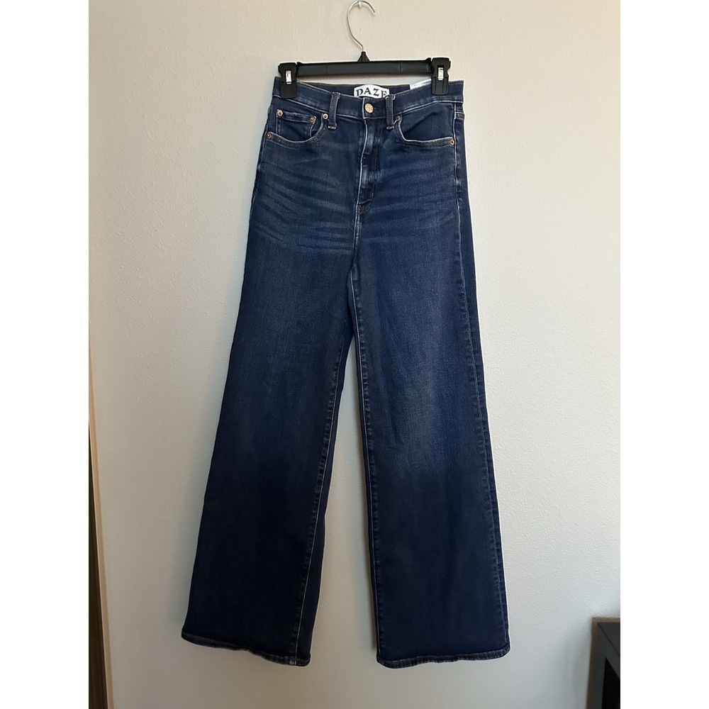 DAZE Denim Hug High Rise Wide Leg Jeans Women Size 26 Dark Wash Cotton Blend